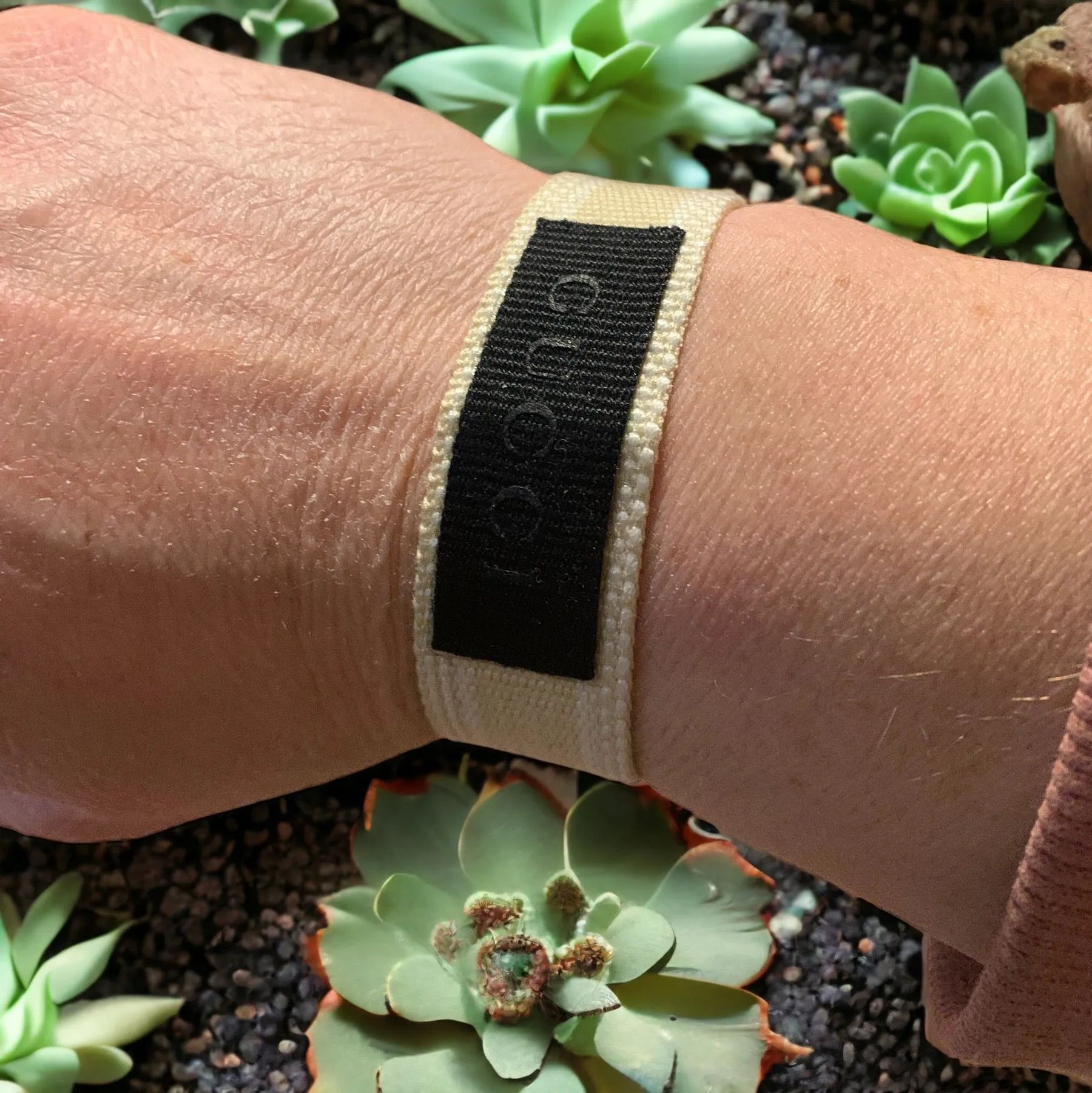 Authentic GG ribbon tassel bracelet