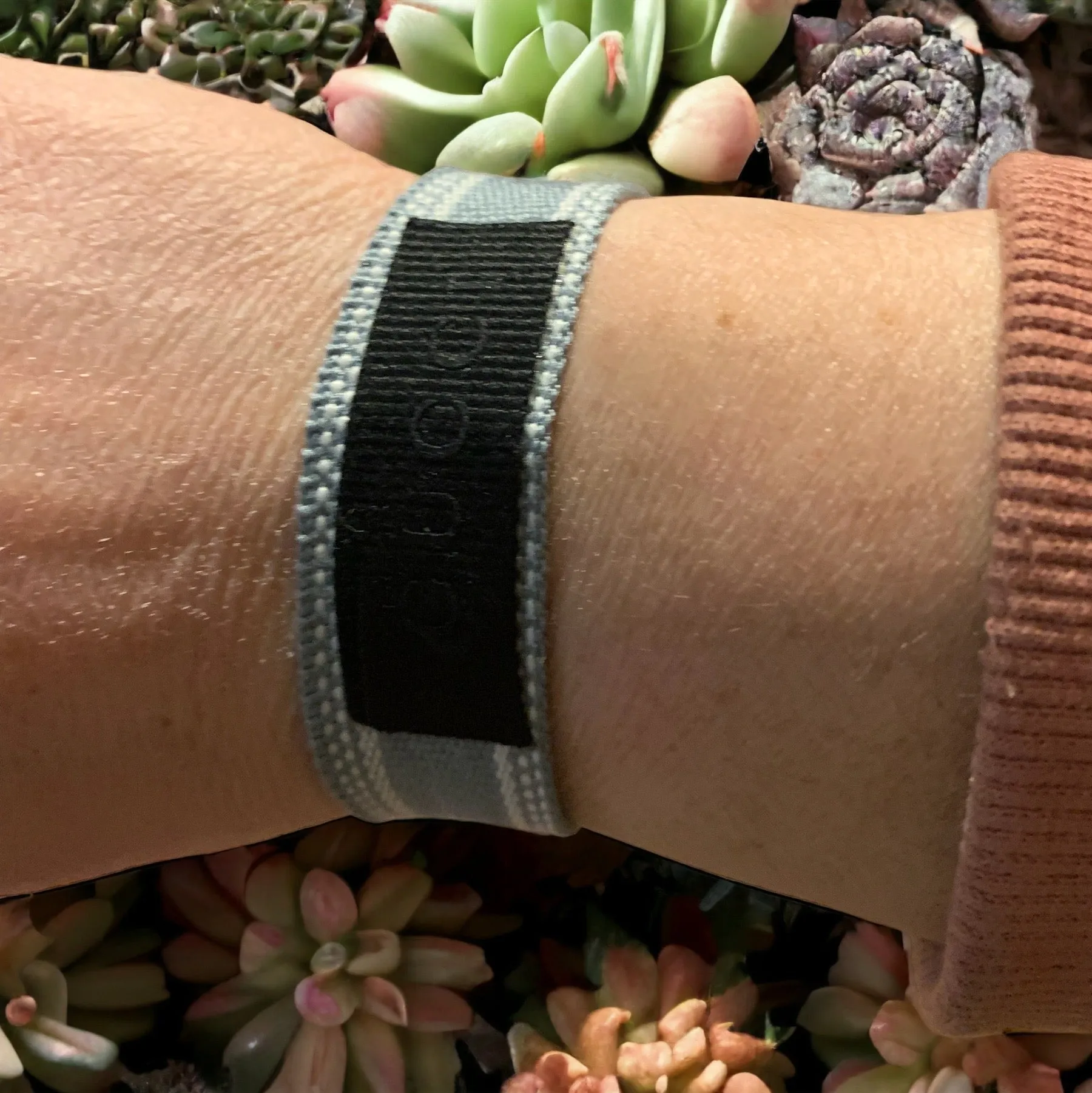 Authentic GG ribbon tassel bracelet